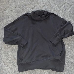 Grey aerie turtle neck sweatshirt